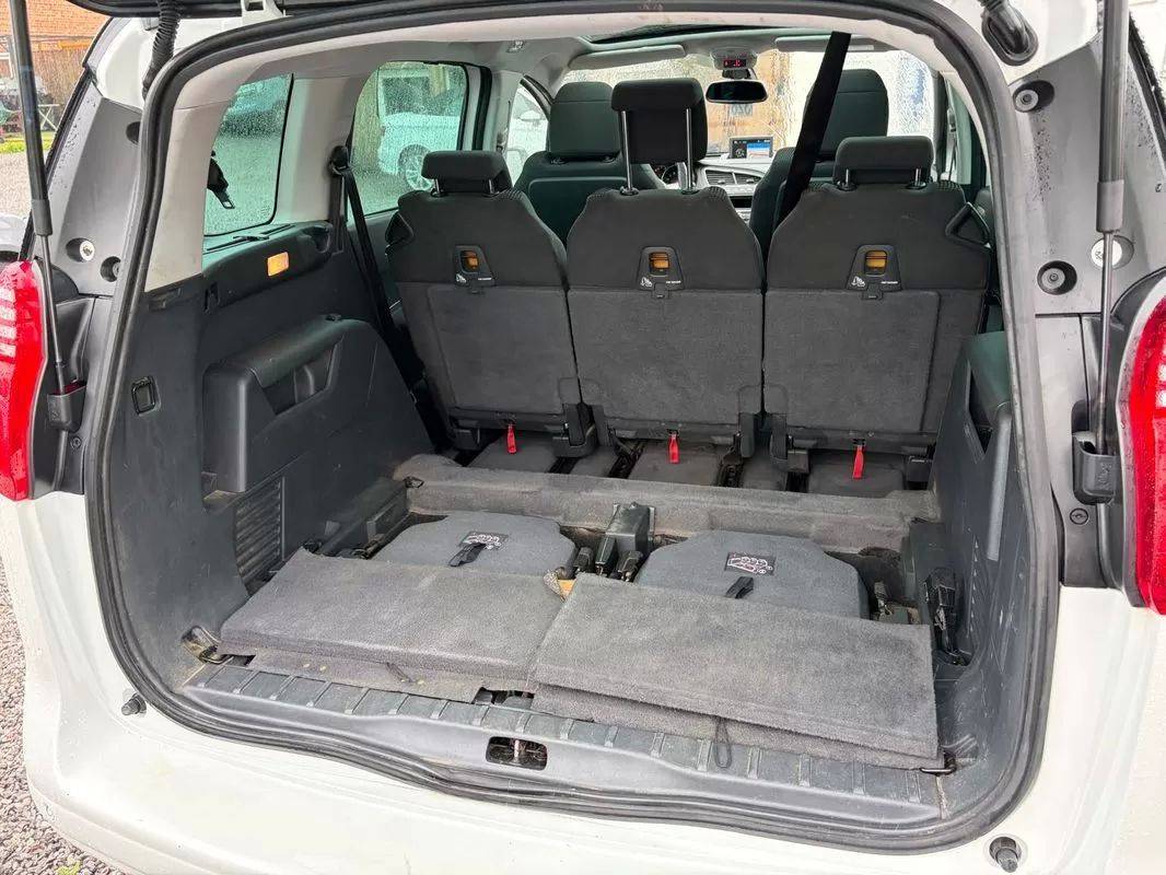 peugeot-5008-2016-diesel-1560cc