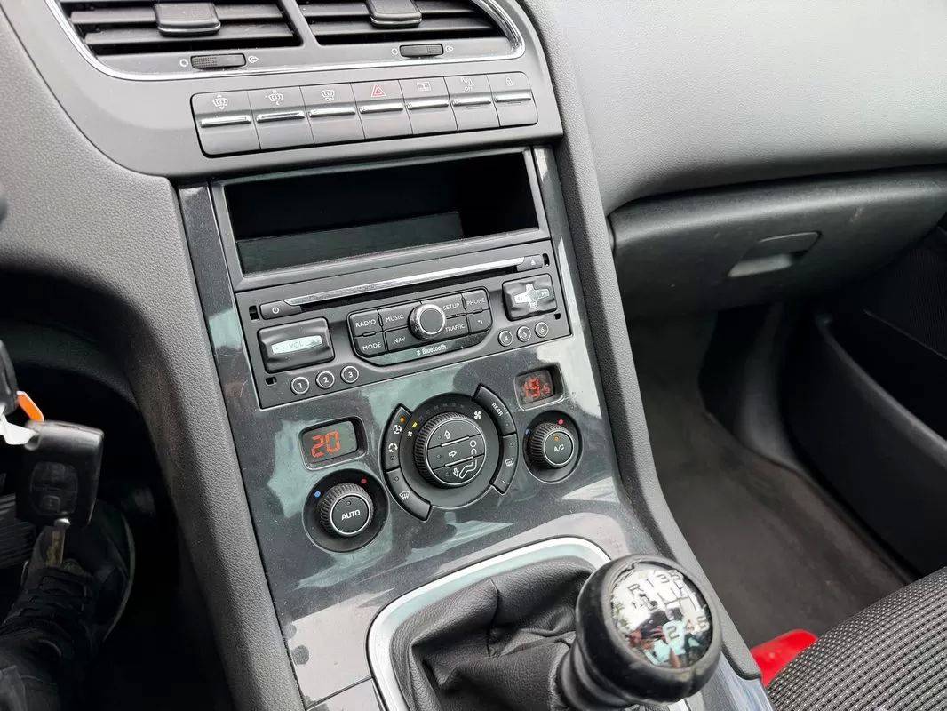 peugeot-5008-2016-diesel-1560cc