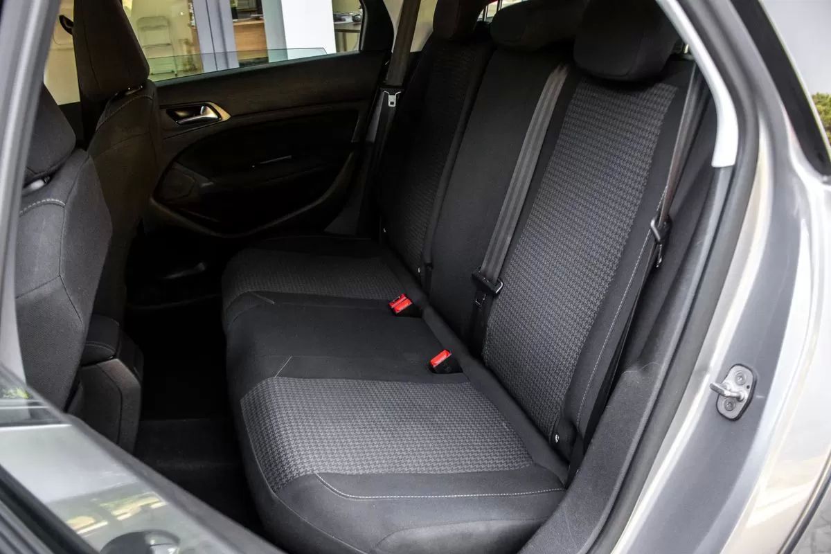 peugeot-308-sw-2019-diesel-1499cc