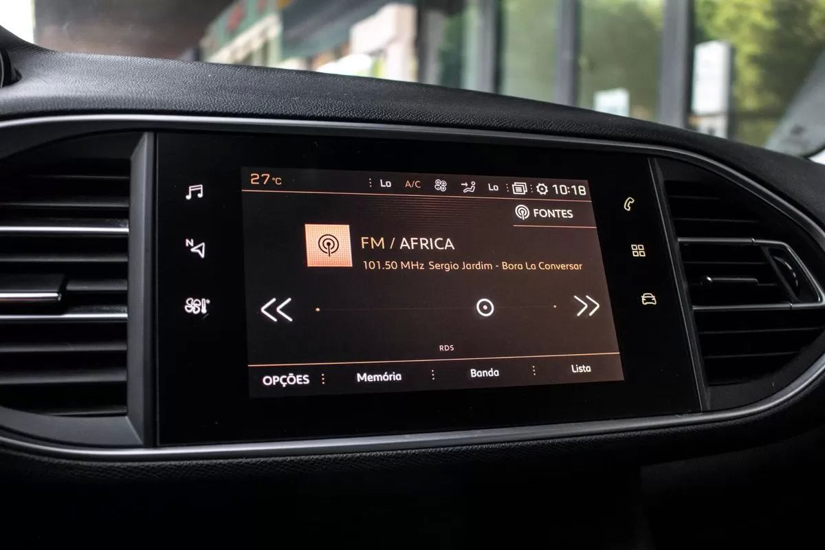 peugeot-308-sw-2019-diesel-1499cc