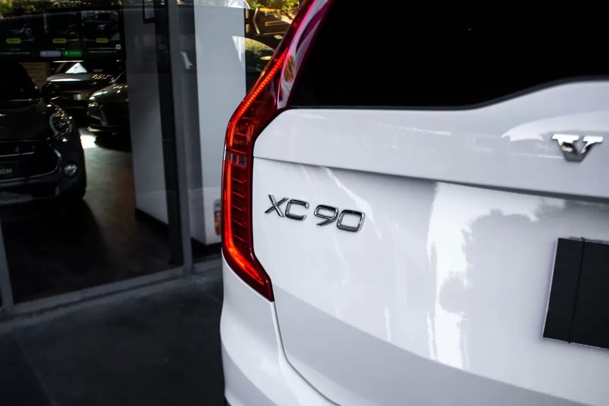 volvo-xc90-2022-hibrido-1969cc