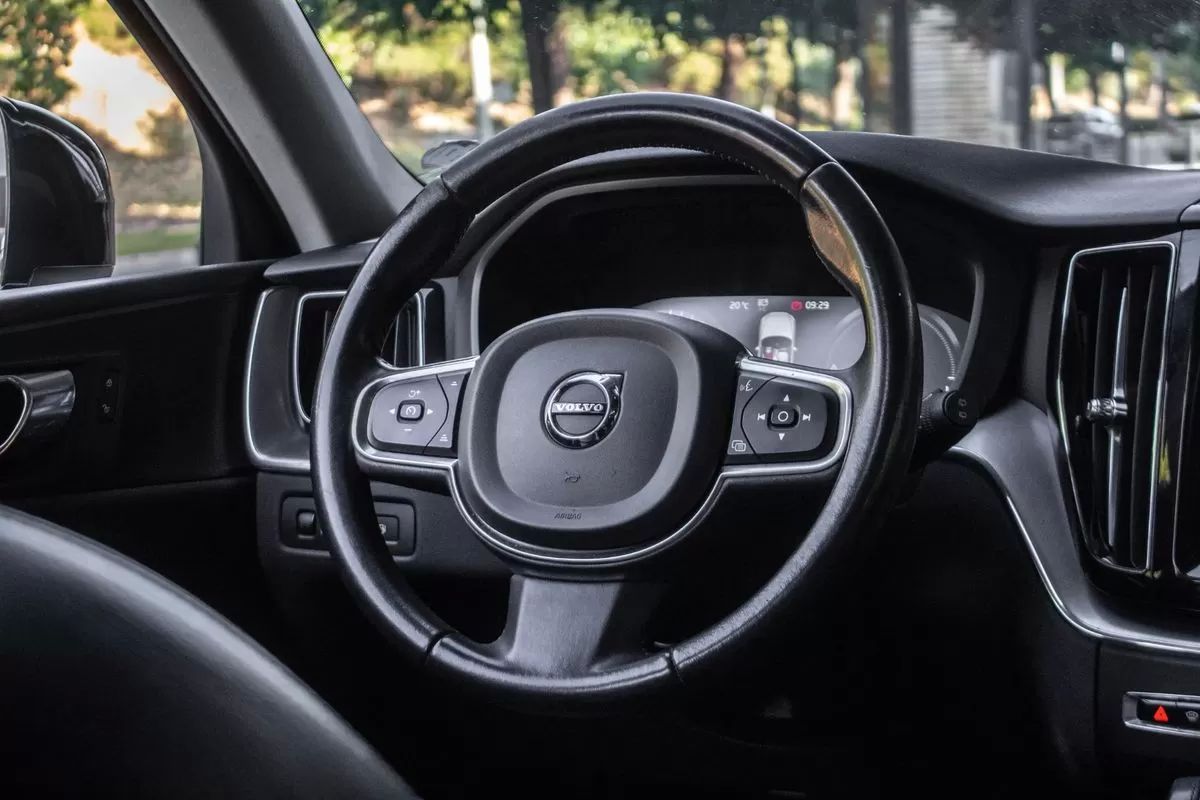 volvo-xc60-2020-hibrido-1969cc