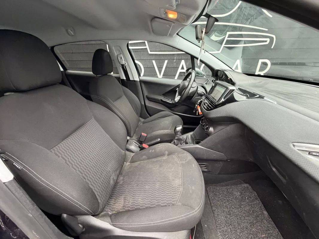peugeot-208-2017-gasolina-1199cc