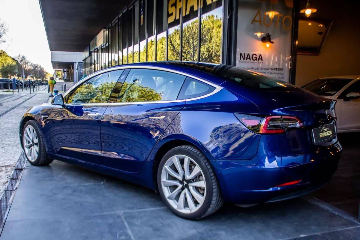tesla-model-3-2020-eletrico-0cc