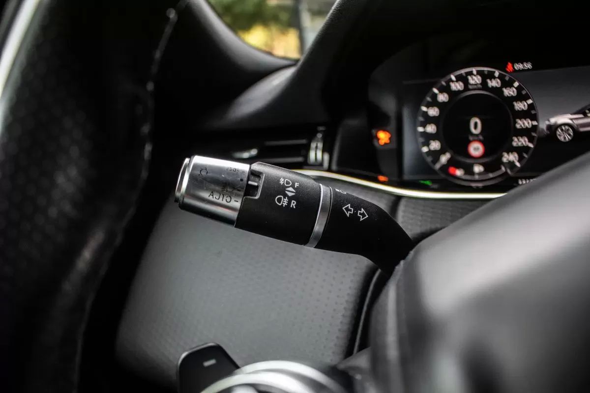 land-rover-range-rover-evoque-2019-diesel-1999cc