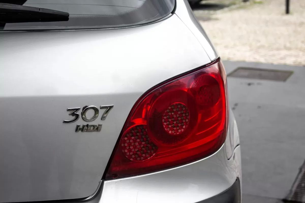 peugeot-307-2006-diesel-1560cc