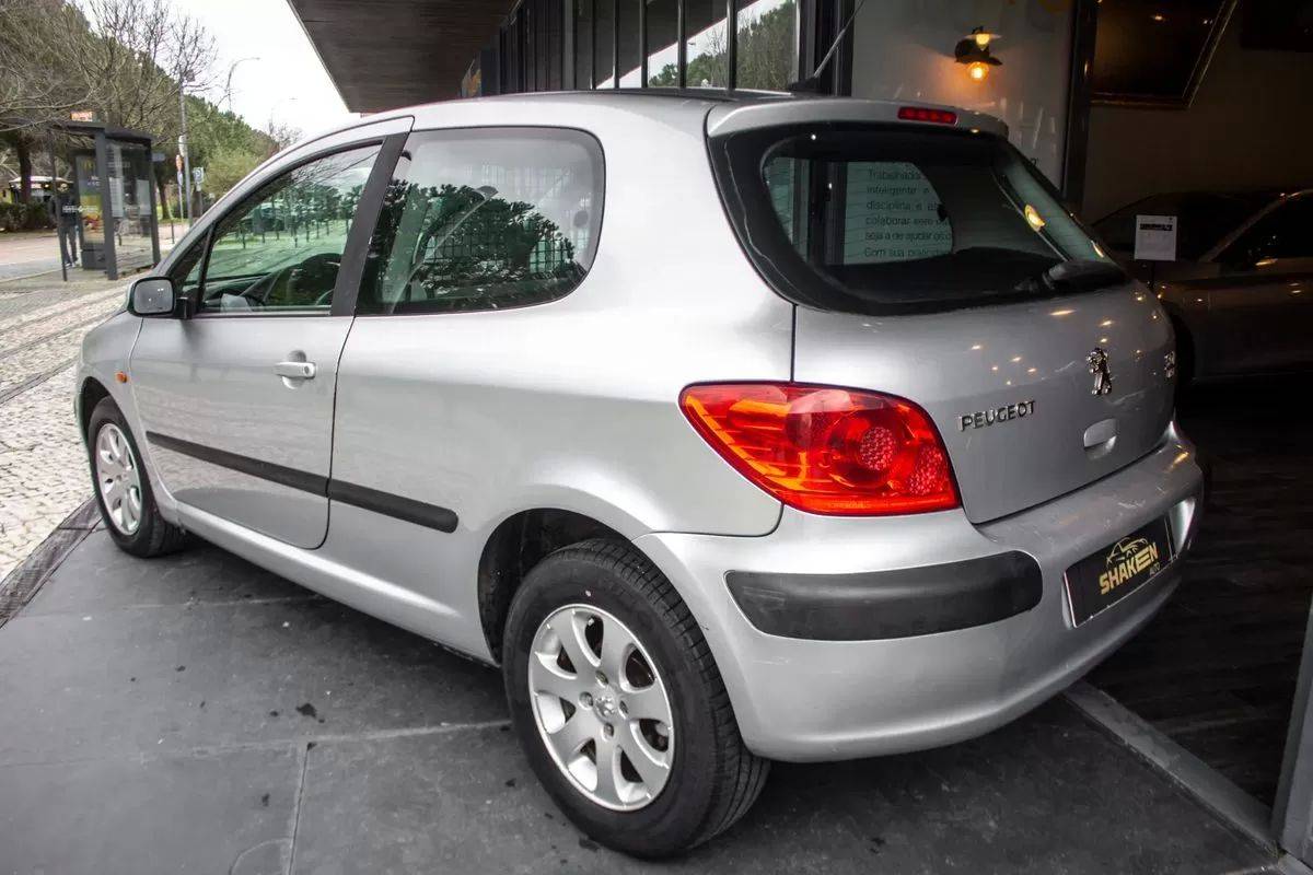 peugeot-307-2006-diesel-1560cc