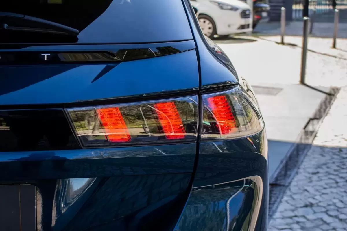 peugeot-508-sw-2020-diesel-1499cc