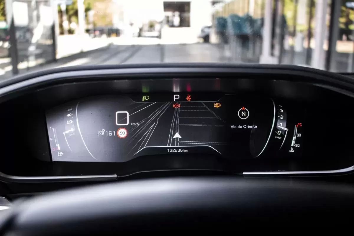 peugeot-508-sw-2020-diesel-1499cc