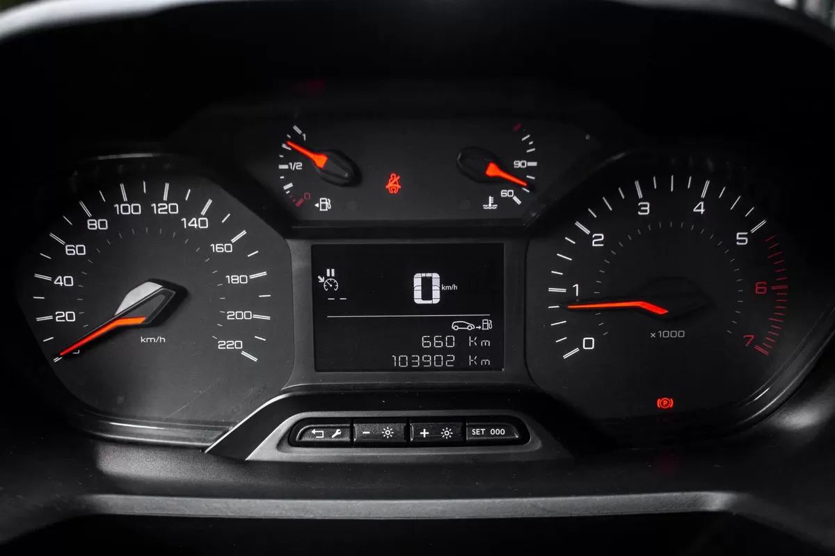 peugeot-partner-2021-diesel-1499cc