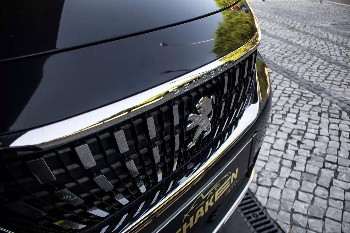 peugeot-3008-2018-diesel-1499cc