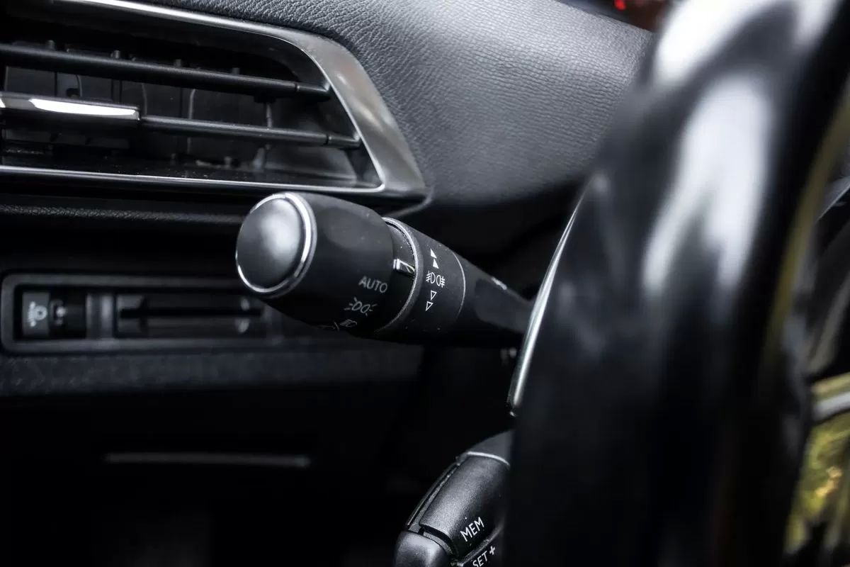 peugeot-3008-2018-diesel-1499cc