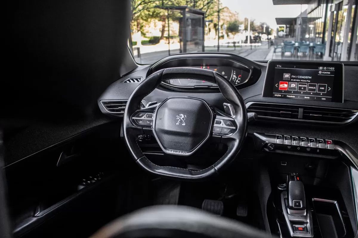 peugeot-3008-2018-diesel-1499cc