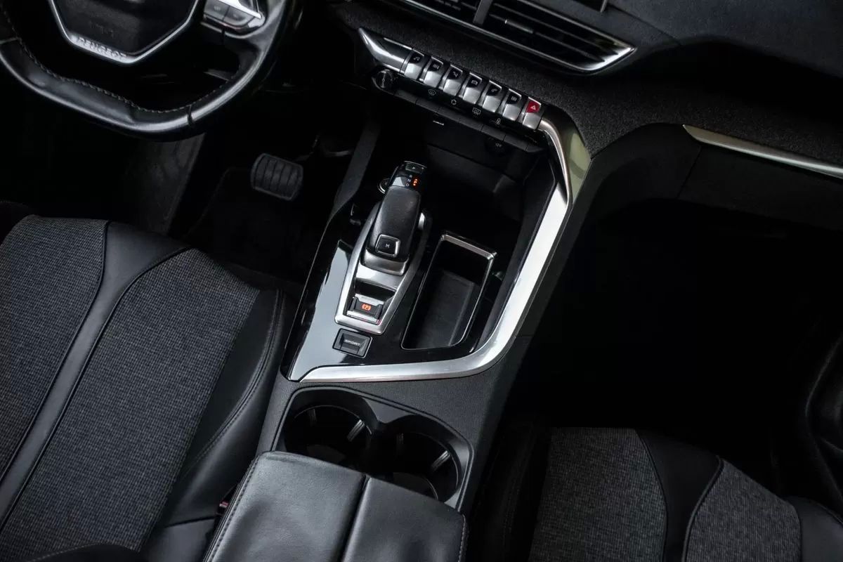 peugeot-3008-2018-diesel-1499cc