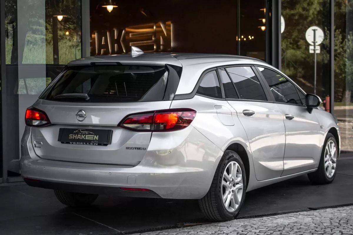 opel-astra-2018-diesel-1598cc