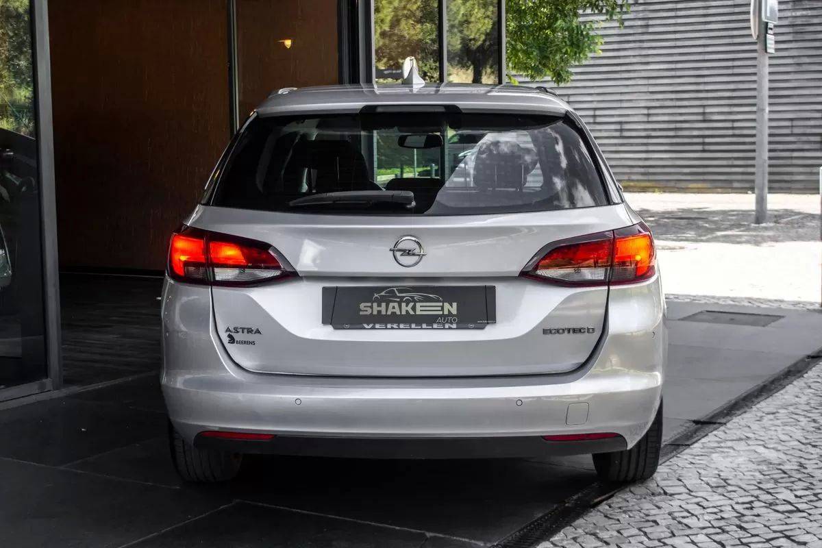 opel-astra-2018-diesel-1598cc