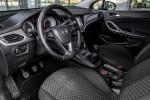 opel-astra-2018-diesel-1598cc