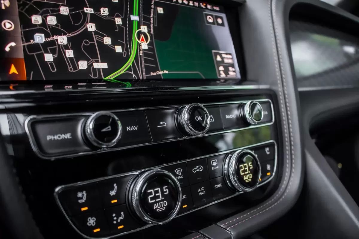 bentley-bentayga-2022-hibrido-2995cc