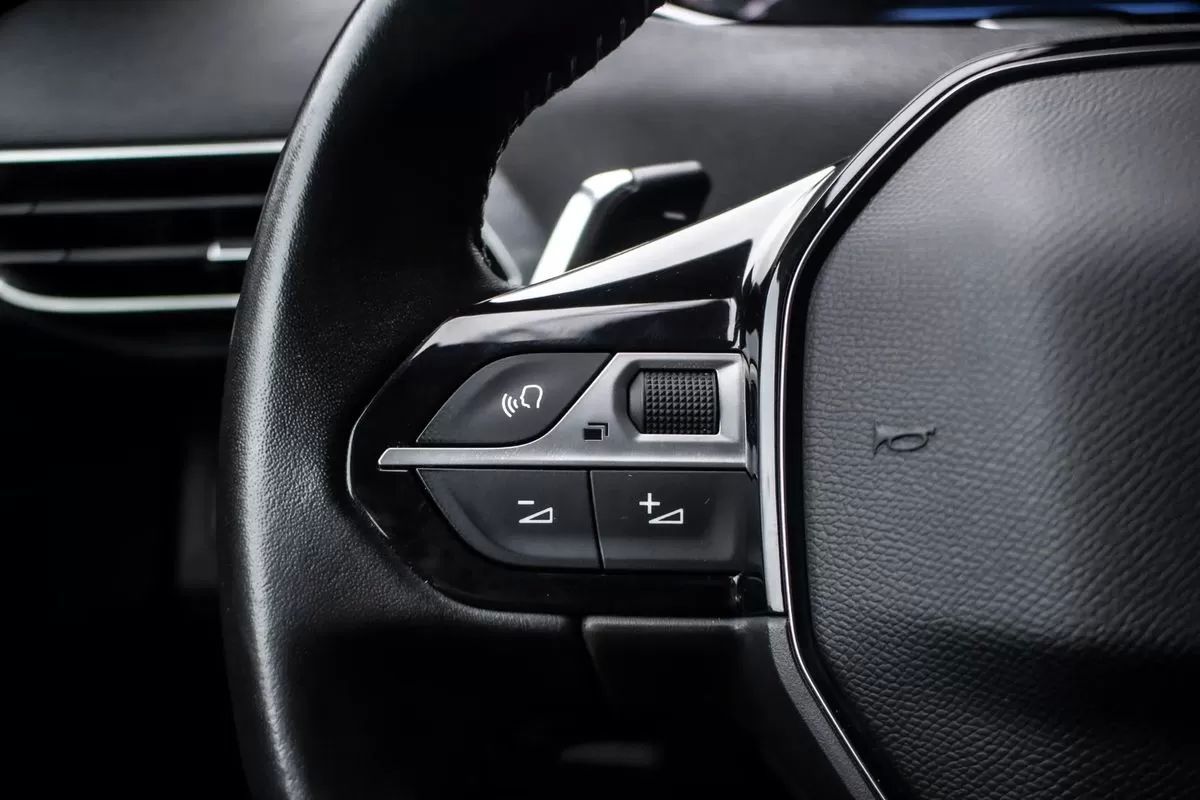 peugeot-3008-2021-gasolina-1199cc