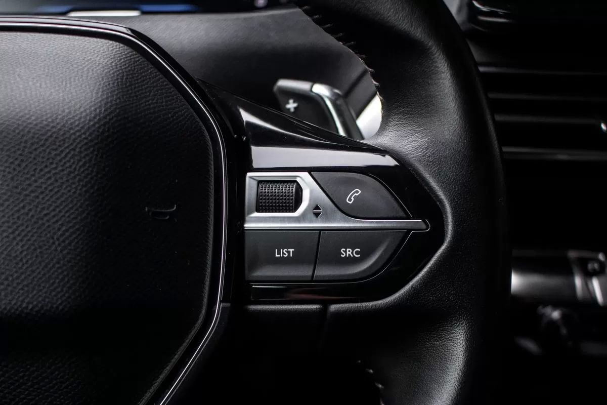 peugeot-3008-2021-gasolina-1199cc