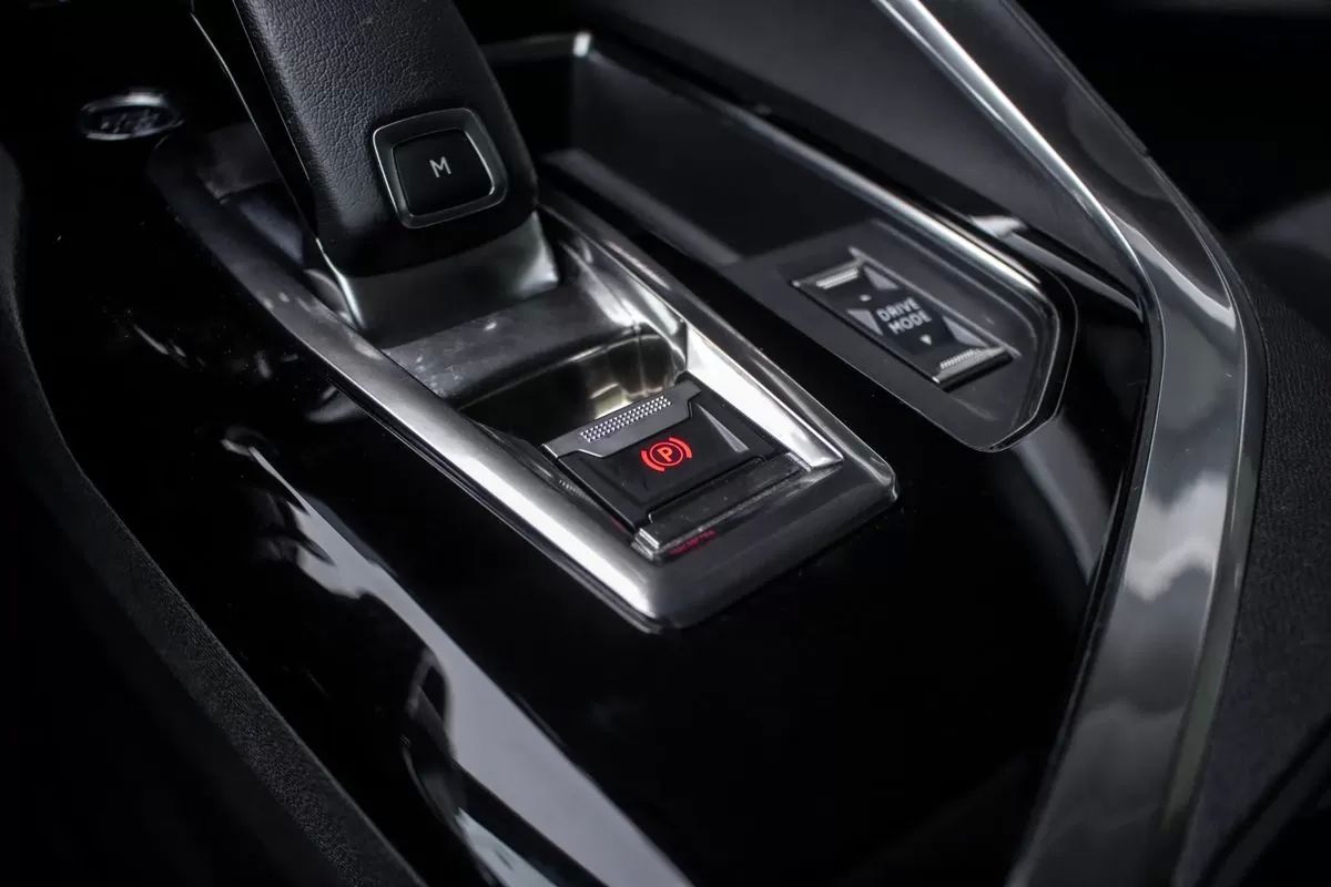 peugeot-3008-2021-gasolina-1199cc