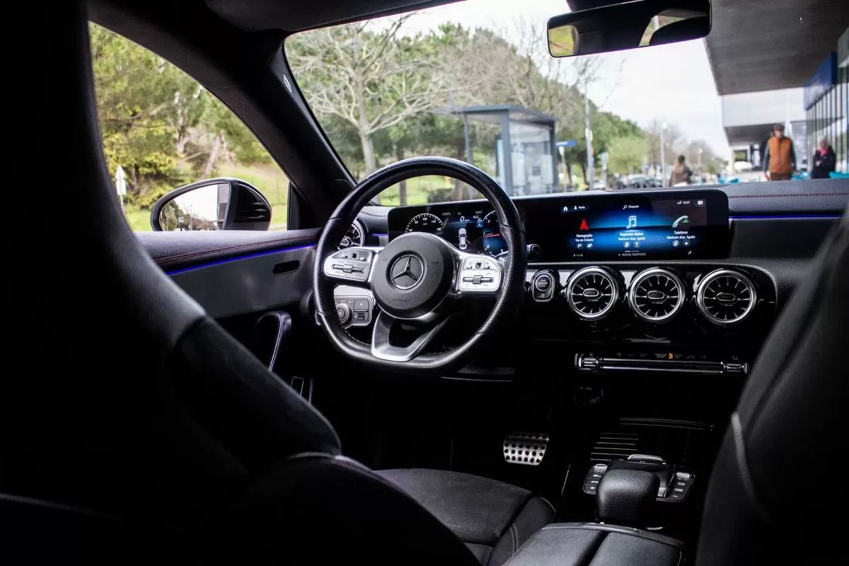 mercedes-benz-cla-2023-diesel-1950cc