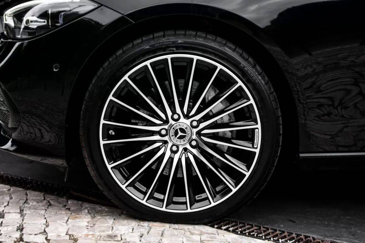 mercedes-benz-classe-c-2023-hibrido-1999cc