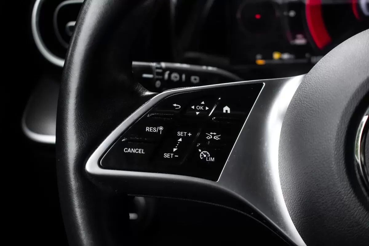 mercedes-benz-classe-c-2023-hibrido-1999cc
