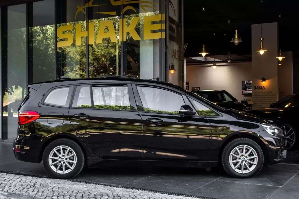 bmw-serie-2-2017-diesel-1496cc
