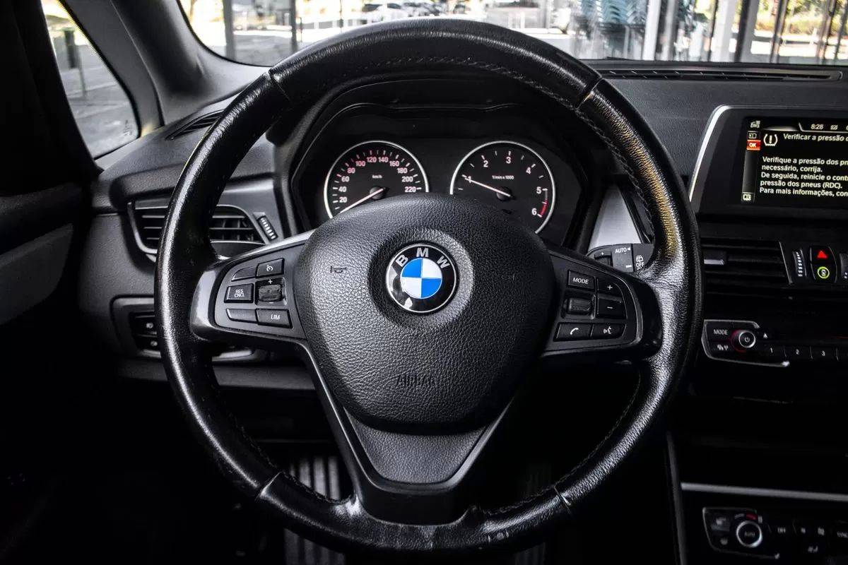 bmw-serie-2-2017-diesel-1496cc