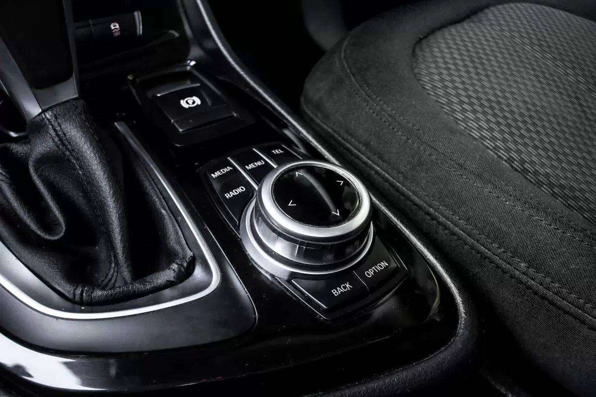 bmw-serie-2-2017-diesel-1496cc