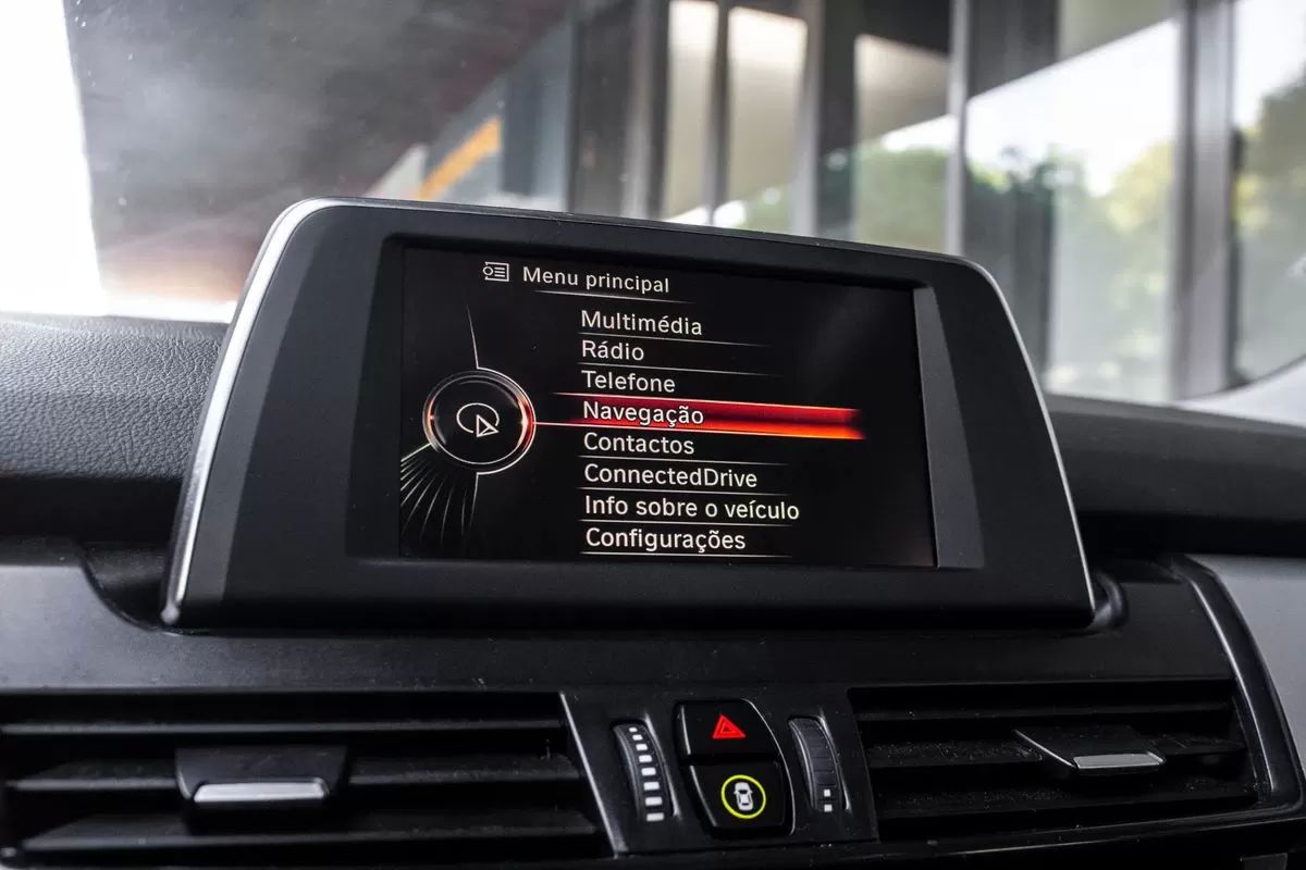 bmw-serie-2-2017-diesel-1496cc