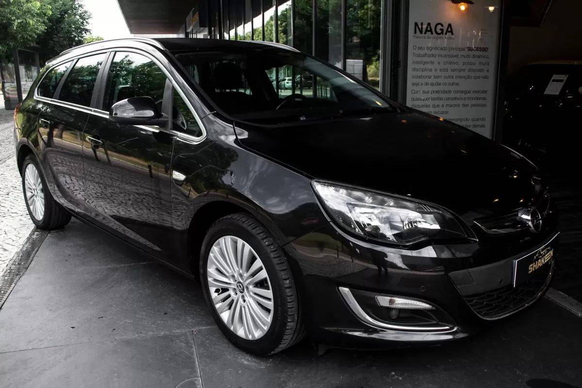 opel-astra-sport-tourer-2013-diesel-1248cc