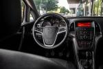opel-astra-sport-tourer-2013-diesel-1248cc