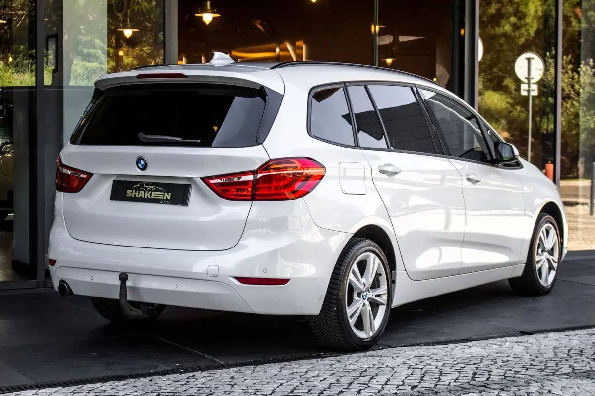 bmw-serie-2-2016-diesel-1496cc