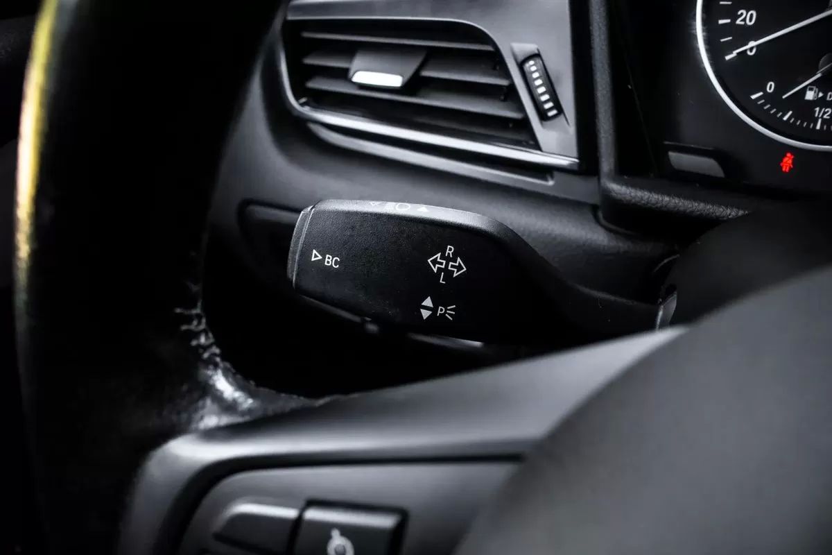 bmw-serie-2-2016-diesel-1496cc