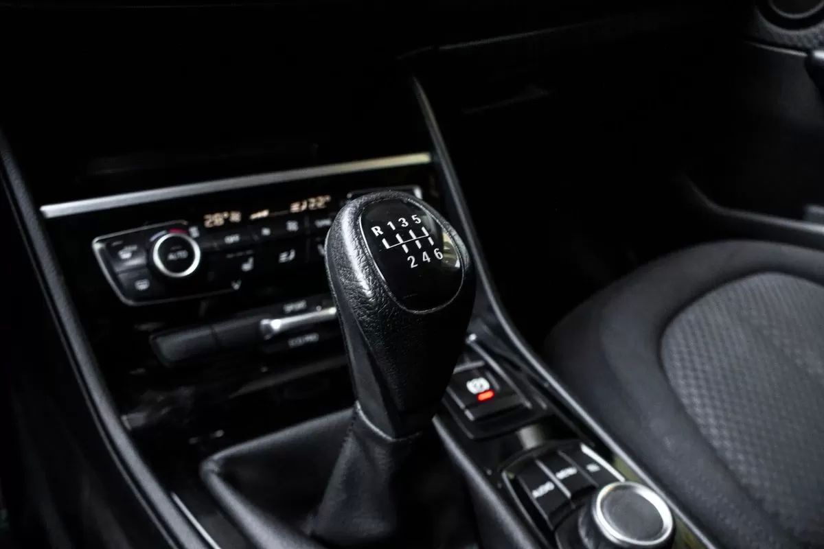 bmw-serie-2-2016-diesel-1496cc