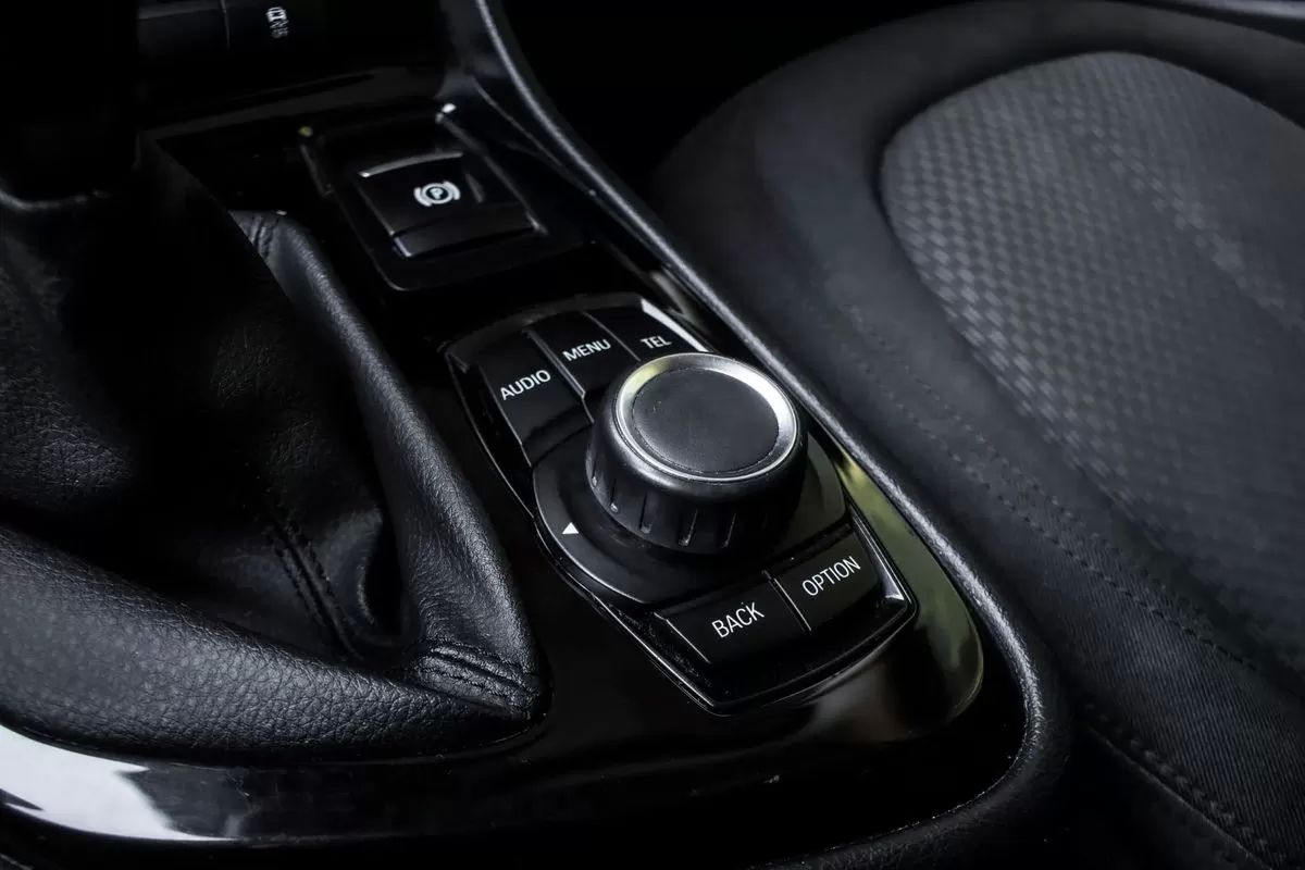 bmw-serie-2-2016-diesel-1496cc