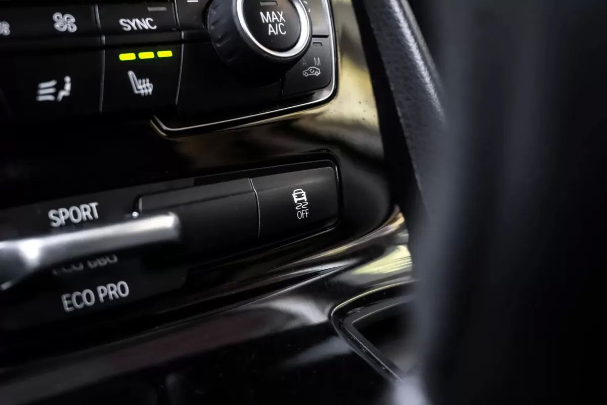 bmw-serie-2-2016-diesel-1496cc