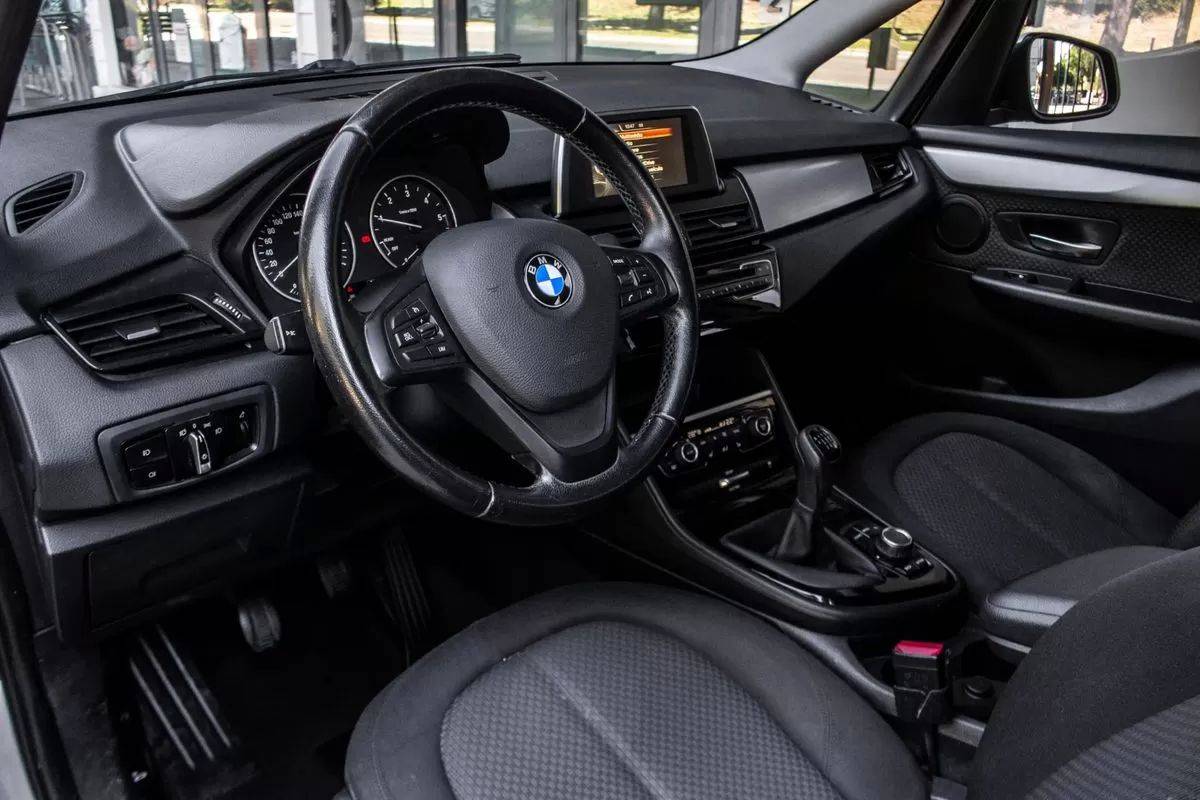 bmw-serie-2-2016-diesel-1496cc