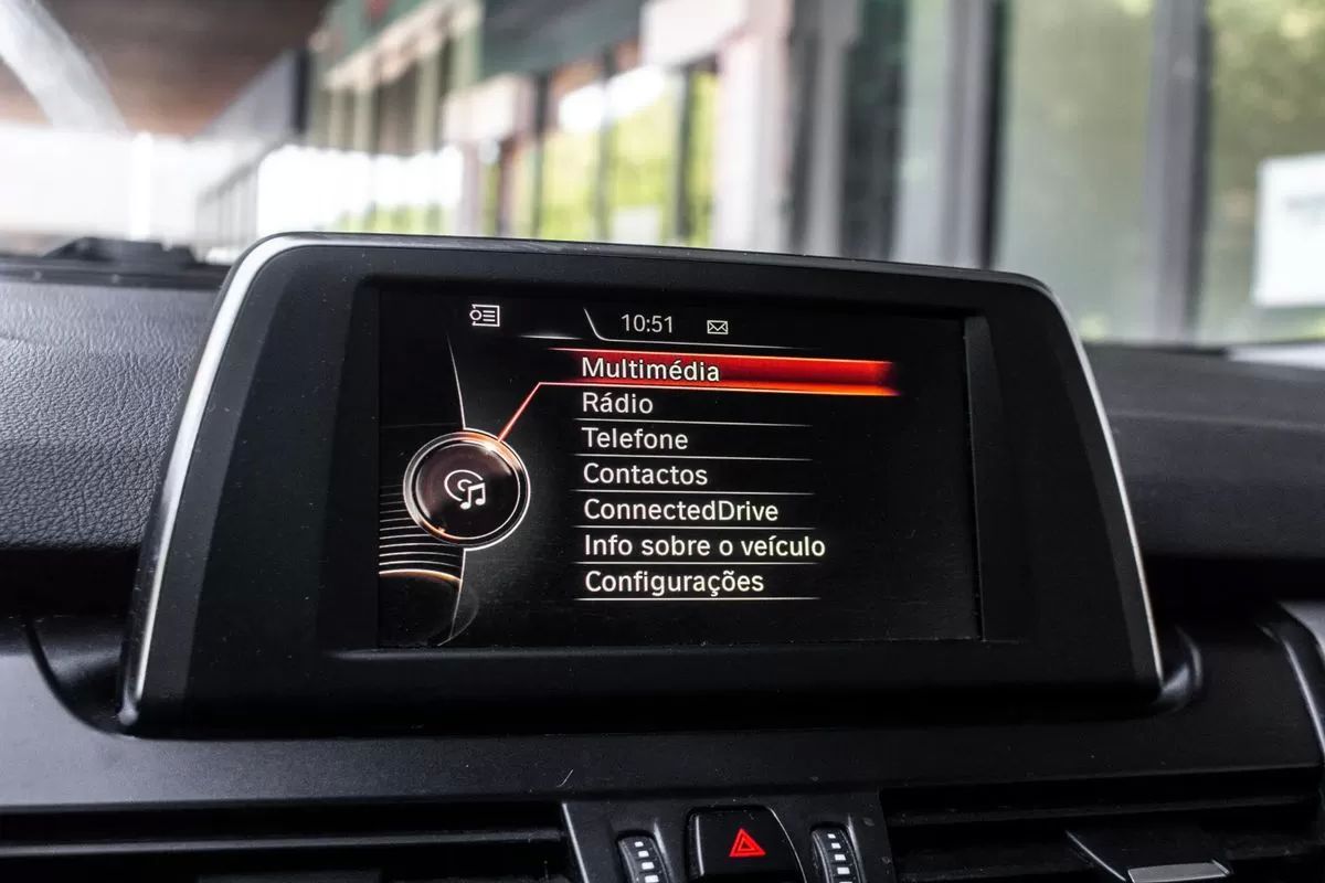 bmw-serie-2-2016-diesel-1496cc