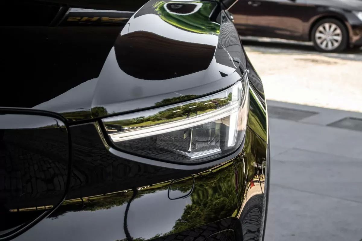 volvo-xc40-2023-eletrico-0cc
