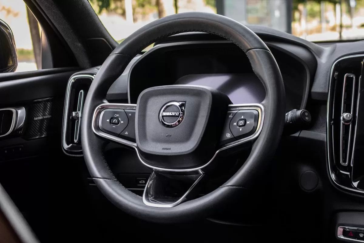 volvo-xc40-2023-eletrico-0cc
