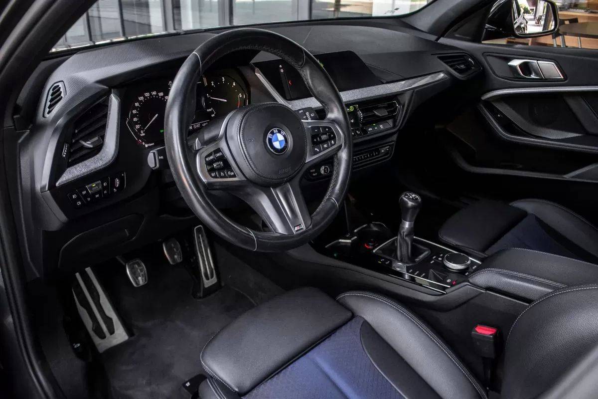 bmw-serie-1-2021-diesel-1496cc
