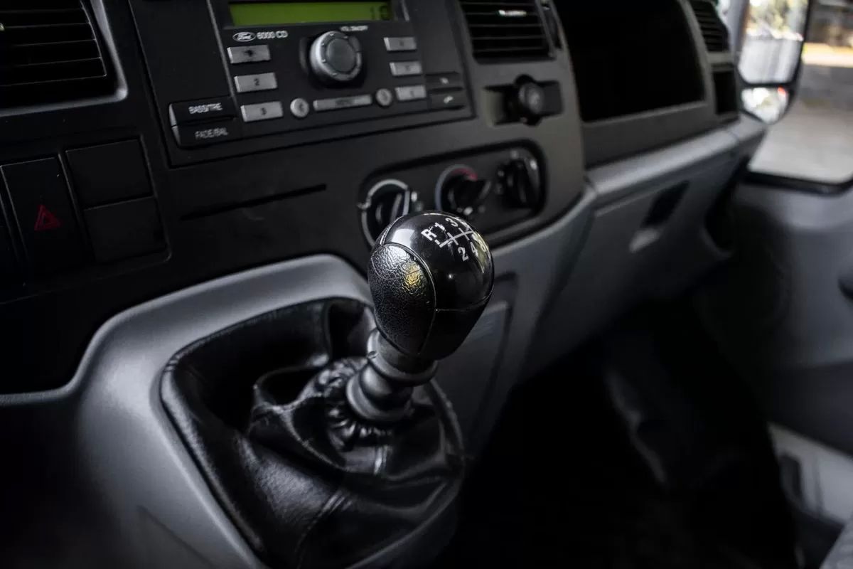 ford-transit-2008-diesel-2402cc