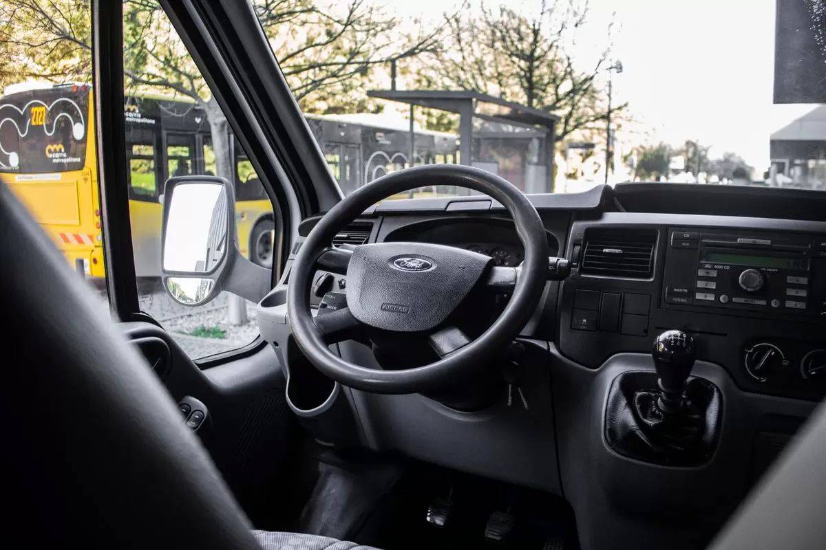 ford-transit-2008-diesel-2402cc