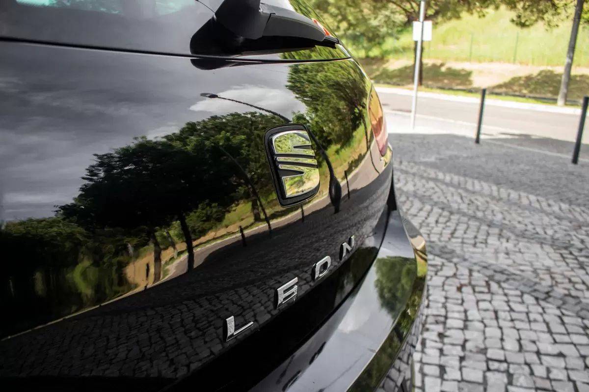 seat-leon-2013-gasolina-1197cc