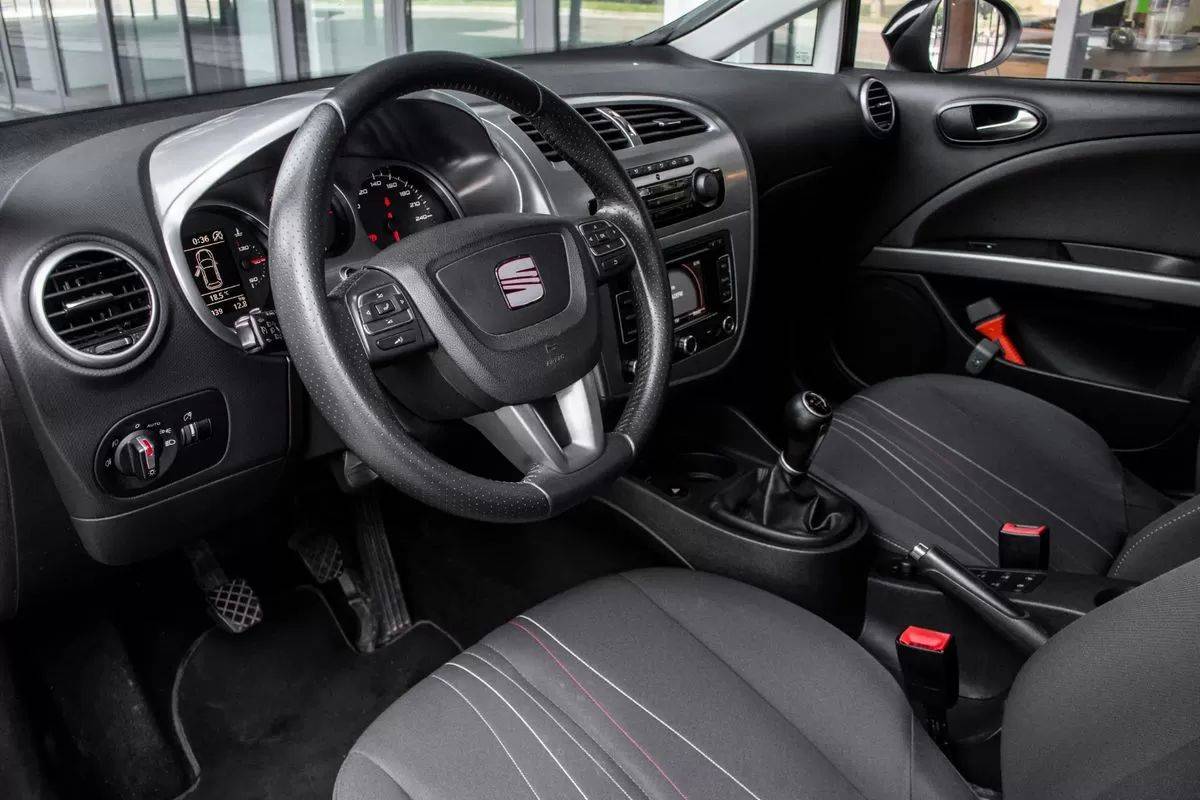 seat-leon-2013-gasolina-1197cc