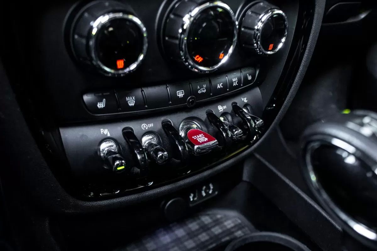 mini-clubman-2017-diesel-1995cc