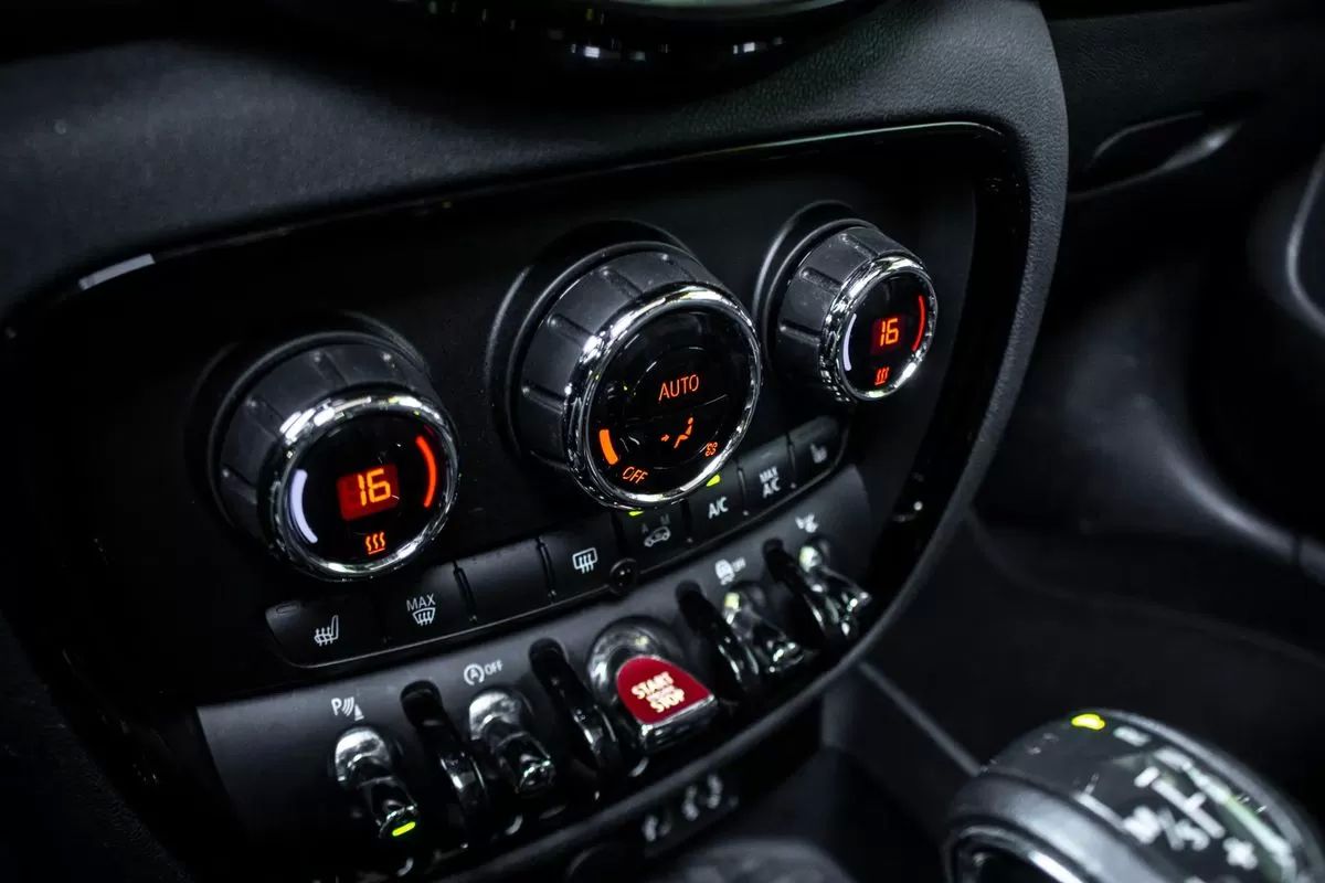 mini-clubman-2017-diesel-1995cc
